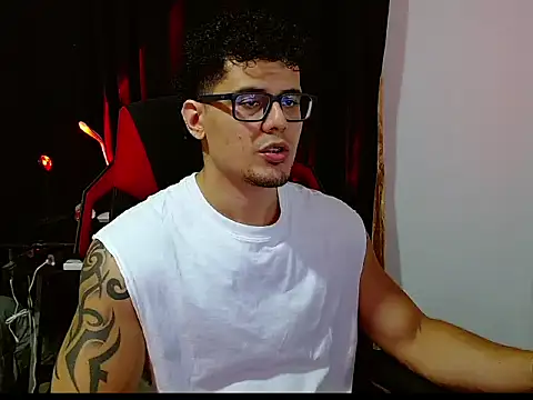 Logan0626 online show from February 2026 12:18:02 AM