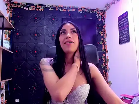 TiffanyDream8 online show from February 2026 09:25:02 PM