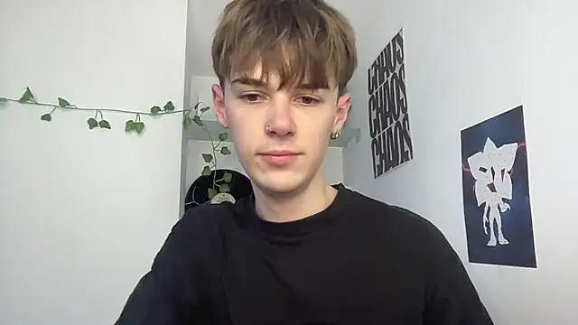 YourMilkyGuy online show from March 2026 04:17:02 AM