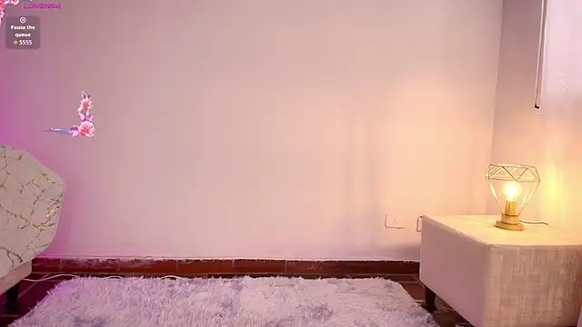 Ariana Castillo   online show from March 2026 01:06:01 PM