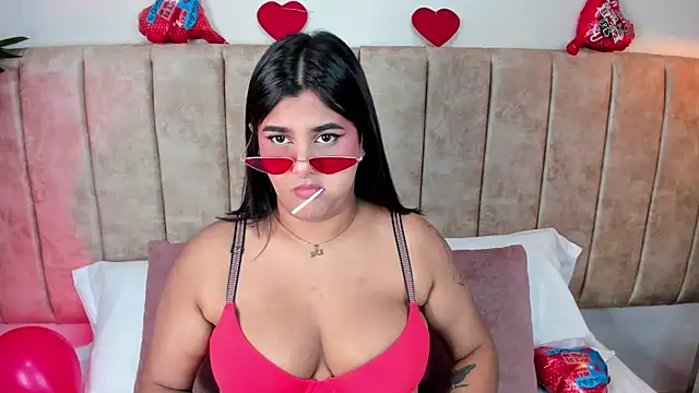 Snapshot of Roxy_Sin chatting on February 2026 08:05:01 PM Roxy Sin online show from February 2026 08:05:01 PM