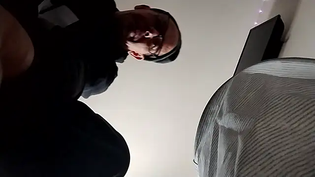 TheCreator42 online show from February 2026 03:49:02 PM