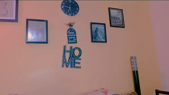 Snapshot of sexiempoderada18 chatting on February 2026 01:23:01 PM sexiempoderada18 online show from February 2026 01:23:01 PM