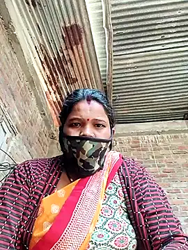 Snapshot of Kirti_sacsena chatting on February 2026 09:28:02 AM Kirti sacsena online show from February 2026 09:28:02 AM