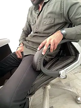 Ronny69y online show from February 2026 06:35:01 AM