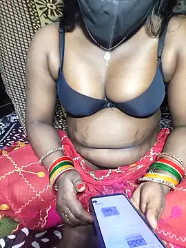 PRIYAGOYAL online show from February 2026 06:17:02 PM