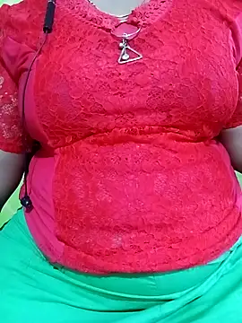 Snapshot of tamilkayal431 chatting on February 2026 06:48:01 PM tamilkayal431 online show from February 2026 06:48:01 PM