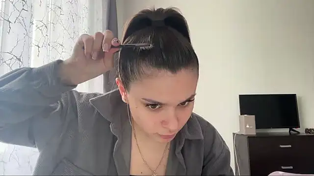 VennieMiramontez online show from May 2026 12:09:02 PM