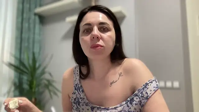 Snapshot of Darsy_Rox chatting on April 2026 03:26:01 AM Darsy Rox online show from April 2026 03:26:01 AM