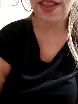 Snapshot of miel02 chatting on March 2026 09:48:02 AM miel02 online show from March 2026 09:48:02 AM