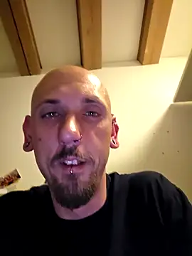 Snapshot of Ninfo920817 chatting on February 2026 05:36:01 AM Ninfo920817 online show from February 2026 05:36:01 AM