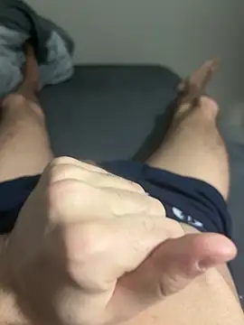 Snapshot of emirro21 chatting on March 2026 08:04:01 PM emirro21 online show from March 2026 08:04:01 PM