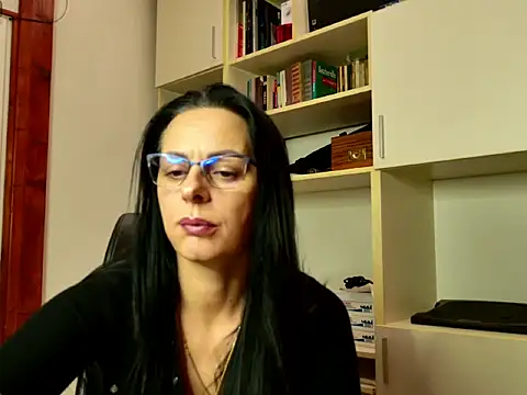 MiriamDelyn online show from February 2026 08:40:02 PM