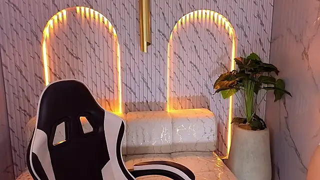 dani tf online show from March 2026 12:43:01 PM