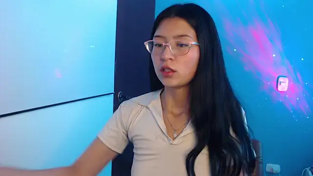 dani tf online show from April 2026 09:41:02 PM