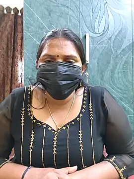 Snapshot of Tamil_uma_69 chatting on February 2026 11:06:02 AM Tamil uma 69 online show from February 2026 11:06:02 AM