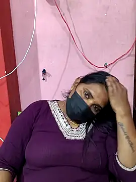 Snapshot of Tamil_uma_69 chatting on February 2026 07:12:01 PM Tamil uma 69 online show from February 2026 07:12:01 PM