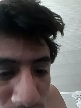 StonieGzz online show from April 2026 04:43:02 PM