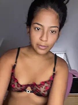 Snapshot of BabyFoxy chatting on May 2026 09:09:02 PM BabyFoxy online show from May 2026 09:09:02 PM