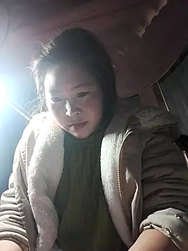 Yiyoongg online show from March 2026 03:03:02 AM