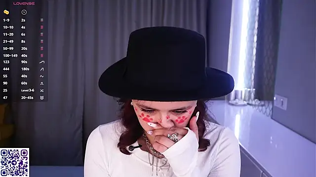 Snapshot of VerlieChahal chatting on February 2026 08:17:02 PM VerlieChahal online show from February 2026 08:17:02 PM