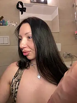 Snapshot of MissDeepVelur chatting on February 2026 02:15:01 PM MissDeepVelur online show from February 2026 02:15:01 PM