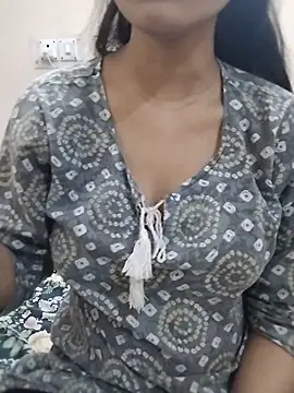 Snapshot of shivani_jain chatting on February 2026 10:11:02 AM shivani jain online show from February 2026 10:11:02 AM