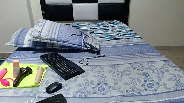 VeronaDimexx online show from March 2026 05:24:01 PM