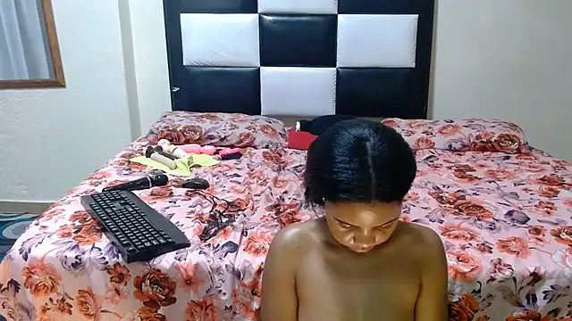 VeronaDimexx online show from May 2026 11:11:01 PM