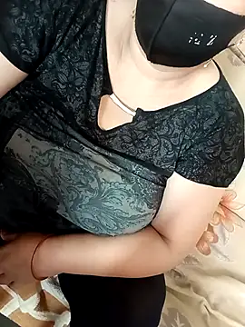 Snapshot of Simran_008 chatting on April 2026 03:04:02 AM Simran 008 online show from April 2026 03:04:02 AM