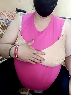 Snapshot of Simran_008 chatting on April 2026 04:44:02 AM Simran 008 online show from April 2026 04:44:02 AM