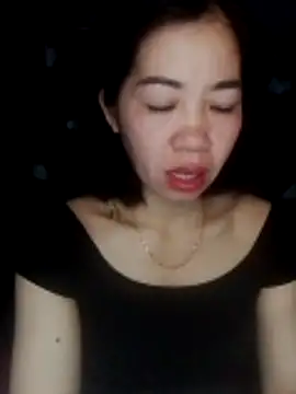 Snapshot of -Lundy- chatting on February 2026 11:35:01 PM -Lundy- online show from February 2026 11:35:01 PM