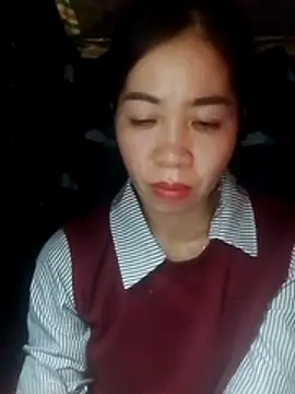 Snapshot of -Lundy- chatting on February 2026 04:22:02 AM -Lundy- online show from February 2026 04:22:02 AM