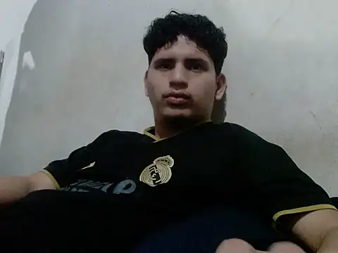 Snapshot of Rodri1k chatting on February 2026 05:15:01 AM Rodri1k online show from February 2026 05:15:01 AM