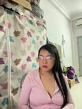 Strawberry-wet online show from March 2026 05:35:01 AM