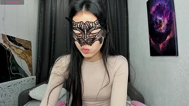 Snapshot of HelenBlazeTrt chatting on April 2026 01:06:01 AM HelenBlazeTrt online show from April 2026 01:06:01 AM