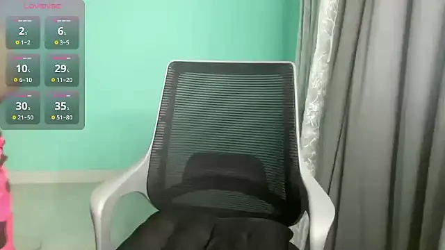 Romantic-Rascal online show from March 2026 07:25:01 AM