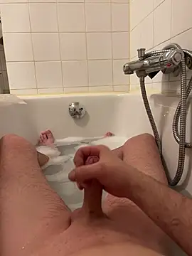 DeN strip online show from March 2026 06:35:02 PM