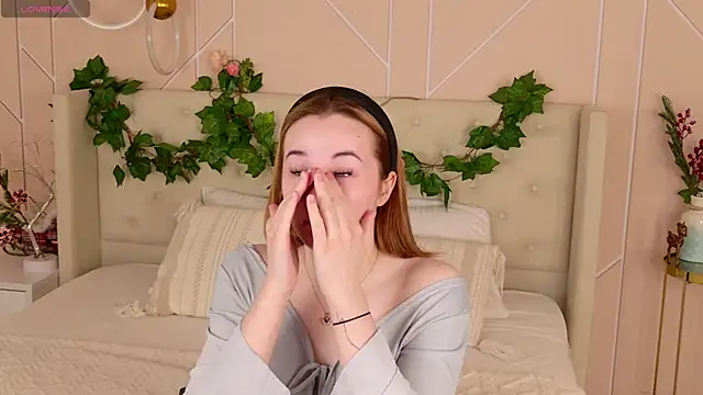 Abigail Forland online show from March 2026 05:13:02 AM