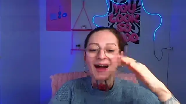 Esmi Winter online show from February 2026 07:51:01 AM