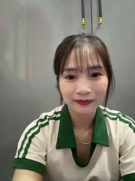 Snapshot of -Dumi- chatting on February 2026 12:22:02 AM -Dumi- online show from February 2026 12:22:02 AM