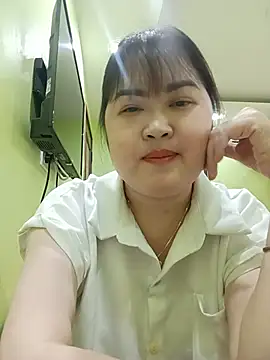 Snapshot of Kee-kimlee chatting on June 2026 09:28:02 PM Kee-kimlee online show from June 2026 09:28:02 PM