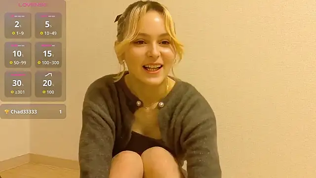 Snapshot of e_ri_ka93 chatting on February 2026 09:32:01 AM e ri ka93 online show from February 2026 09:32:01 AM