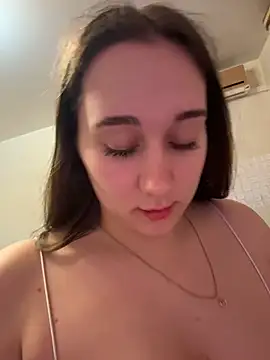 Snapshot of Mia_Nixxx chatting on March 2026 05:26:01 PM Mia Nixxx online show from March 2026 05:26:01 PM