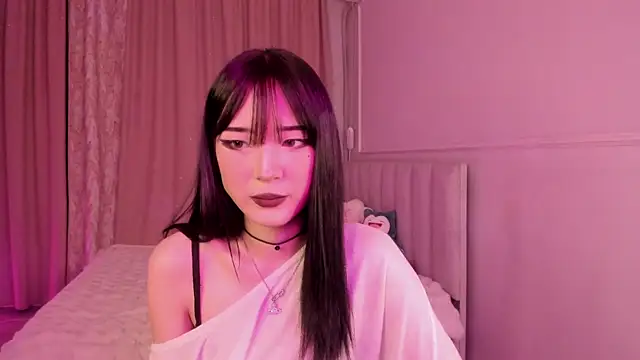 Snapshot of ariyastar chatting on April 2026 02:06:02 PM ariyastar online show from April 2026 02:06:02 PM