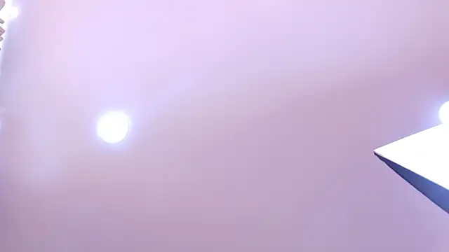 SaraLugo online show from April 2026 08:18:01 PM