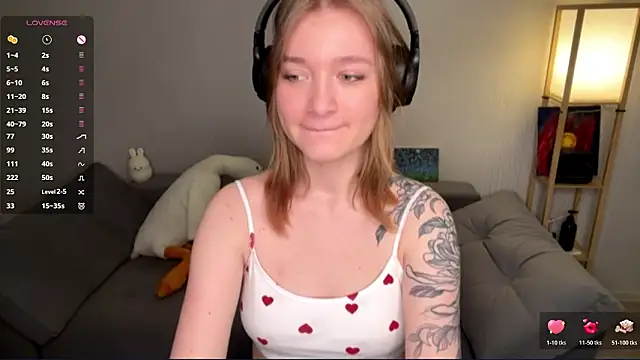 Mirrrra1 online show from March 2026 08:58:02 PM