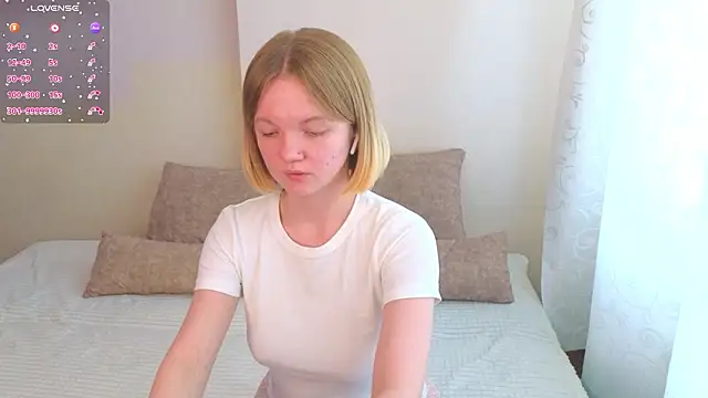 StellaBunny online show from March 2026 11:06:01 AM