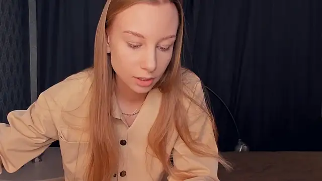 Snapshot of CarmenLipkin chatting on February 2026 09:12:02 PM CarmenLipkin online show from February 2026 09:12:02 PM