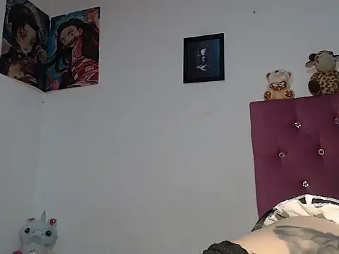 lunita2020x online show from February 2026 02:52:01 AM